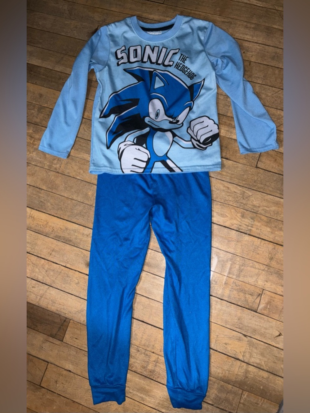 Sonic the hedgehog pajama set size 8